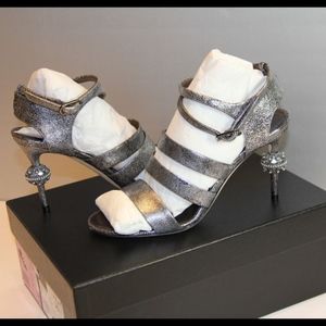 NEW CHANEL SILVER SANDALS FAN GOA JEWEL BOW HEELS